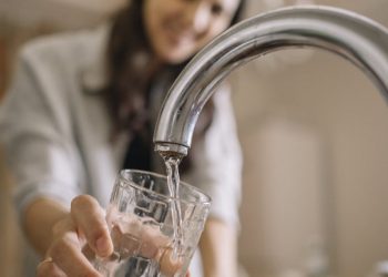 전국 수돗물에 과불화화합물 제한 결정 … “모든 미국인들 혈액에서 검출”
