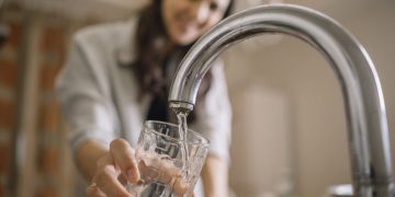 전국 수돗물에 과불화화합물 제한 결정 … “모든 미국인들 혈액에서 검출”