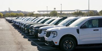 “4월 3일, 자동차 가격 대폭발! 지금 사야 하나?”