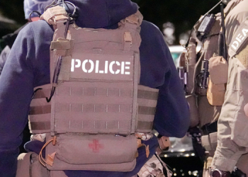 달라스영사출장소 “여행 및 단기체류 한국인들, 법적지위 증명서류 지참해야”