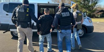 텍사스 주의회 “텍사스 보안관, 이민세관국 협력 의무화 추진”