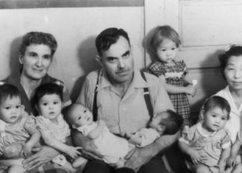 AP “서구 국가로 입양된 한국인들, 납치 또는 사기피해자 많아”