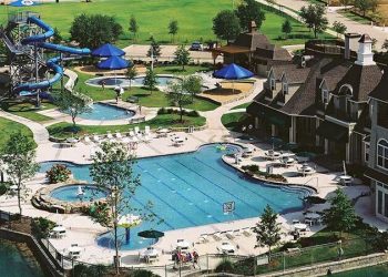 덴튼 카운티 한 주택소유자협회 “저소득층과 흑인 임차인은 범죄자,  나가라”