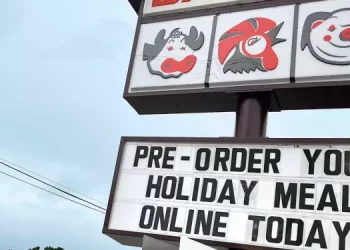 샌안토니오 유명 바비큐 식당, 소스 화상입은 여성에 280만 달러 배상 명령