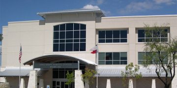 텍사스 4개 교육청, 성적 부진으로 폐쇄 또는 주정부 직접개입 위기