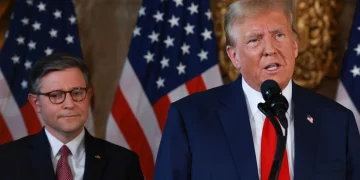 트럼프 “부자 증세 수용할 수 있다”… 감세·지출 삭감 패키지 재정 충당