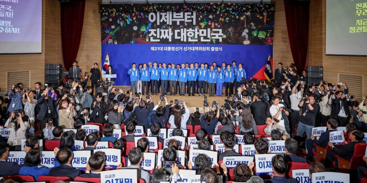 [단독] 더불어민주당 재외동포 공약은? … “적극적인 지원으로 권익과 안전 보호”