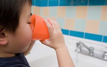 FDA와 케네디 보건장관, 어린이용 불소 보충제 퇴출 추진