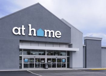 미국 인기 홈퍼니싱 체인 ‘앳홈(At Home)’, 파산 보호 신청 … ‘中 제품 의존도 높은 구조에 관세 직격탄’