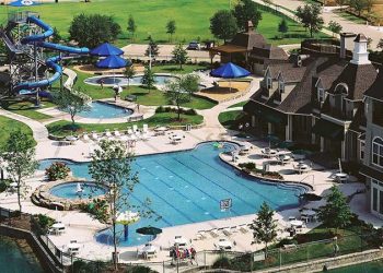 북텍사스 주택조합, 흑인 주민 퇴거 시도… 인종차별 소송 제기