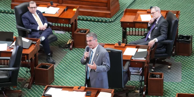 텍사스 상원, THC 제품 금지 법안 재추진…주지사와 또 충돌 예고