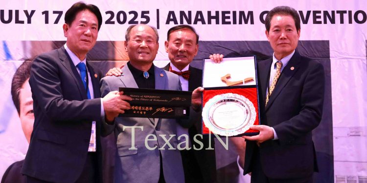 텍사스 이강일 대사범, 세계태권도본부 최우수 개혁 사범상 수상