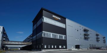 아마존, 이민자 노동자 대거 해고 … 트럼프 이민 정책 여파