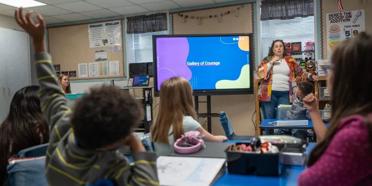 연방 예산 삭감에 텍사스 학교 정신건강 프로그램 ‘직격탄’… “위기맞은 학생 지원책”