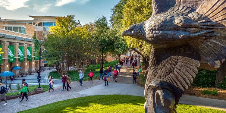 이민 단속 강화에 텍사스 대학들 유학생 감소