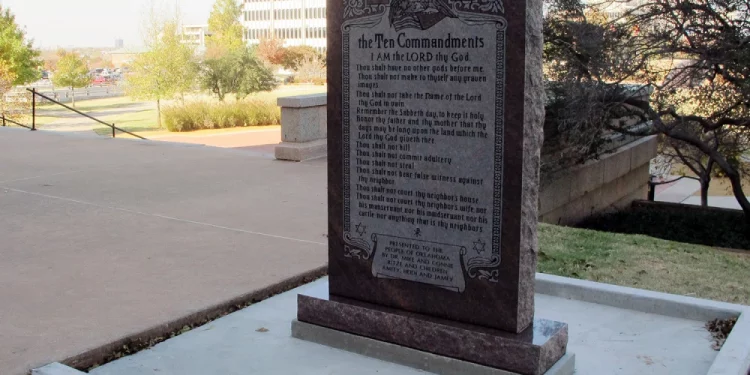 연방법원, 텍사스 학교 ‘십계명 게시 의무화’ 잠정 중단 판결