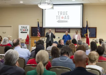 미 국세청(IRS), 교회 정치개입 허용… 교계 반응은 엇갈려