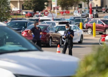 오스틴 타겟 주차장 총격… 어린이 포함 3명 사망, 용의자 검거