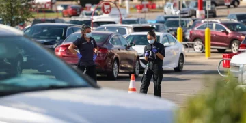오스틴 타겟 주차장 총격… 어린이 포함 3명 사망, 용의자 검거