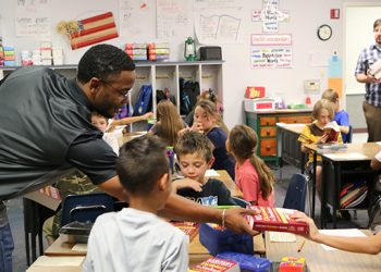 가을학기부터 텍사스 공립학교 휴대전화 전면 금지 … 교육당국 “집중력 향상 위한 조치”