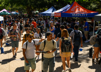 텍사스 연방법원, 불법체류 학생들의 학비 소송 개입 요청 ‘기각’
