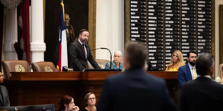 텍사스, 성소수자 겨냥 ‘화장실 법안’ 통과… 美서 가장 강력한 제재