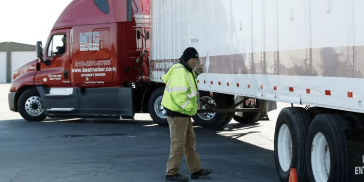 텍사스, 이민자 대상 상업용 운전면허 발급 중단
