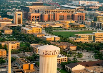 텍사스 A&M 교수 해임 파문…학문적 자유 위협 우려 확산