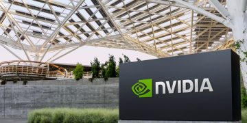 엔비디아, 고전하는 인텔에 50억 달러 투자… “AI 시대의 결합”