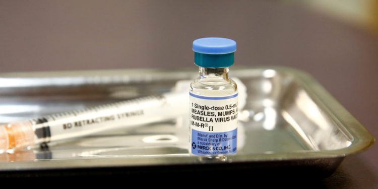 CDC 대행, 트럼프 지시에 따라 “MMR 백신 분리 접종” 촉구… 전문가들 “과학적 근거 전무”