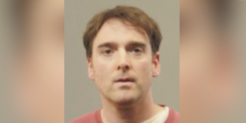 텍사스 케이티 소재 고교·동물원 총격 예고한 전 해병대원, 추격전 끝에 체포