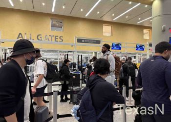FAA, 정부 셧다운 여파로 전국 40개 공항 항공편 감축 발표