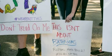 텍사스 ‘화장실 법’ 오는 30일 시행… 트랜스젠더 화장실 이용 제한