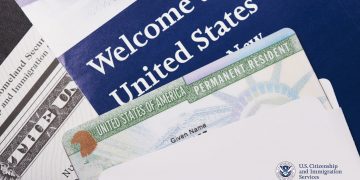 미 이민국, 일부 취업허가서(EAD) 유효기간 단축…보안 심사 강화 목적