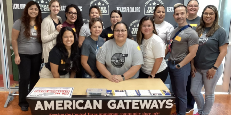 텍사스 법원, 켄 팩스턴 법무장관의 이민자 지원단체 광범위 조사 권한 인정 … “법적 공세 강화”