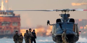 마두로, 미 법정 첫 출석…마약테러 혐의 본격 심리 착수