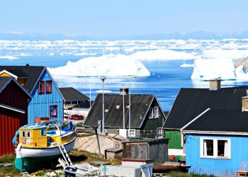 덴마크 총리 “미국의 그린랜드 장악은 나토의 종말 의미”