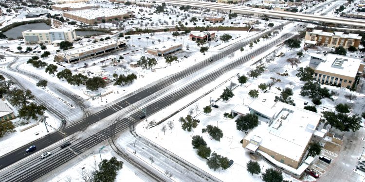 [독자제보] 겨울폭풍 얼음눈에 완전 마비된 텍사스