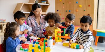 트럼프 행정부, 유아 및 가족지원 보조금 신청서에 ‘여성·인종’ 등 표현 사용 금지