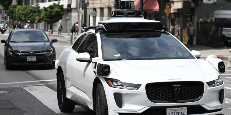 웨이모(Waymo), 달라스서 로보택시 본격 운행 … 미 전역서 네 번째 거점 확보