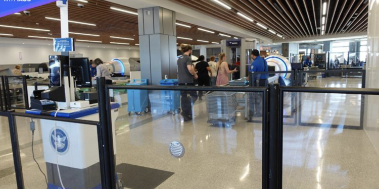 오스틴 공항, 이용승객 급증에 검색대(Checkpoint) 추가… 서쪽 동선 대폭 개선