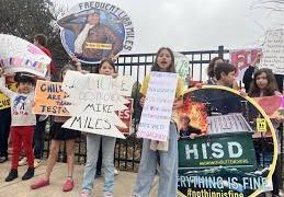 휴스턴 교육구 ‘식아웃(Sick-out)’’ 확산 … 118개교 집단결석으로 교육구에 항의