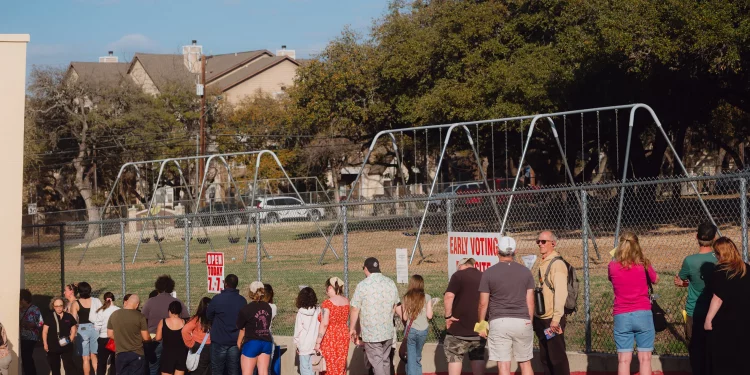 텍사스 예비선거 투표율 ‘역대 최고’ … 450만 명 참여, 민주당 투표 처음으로 공화당 추월