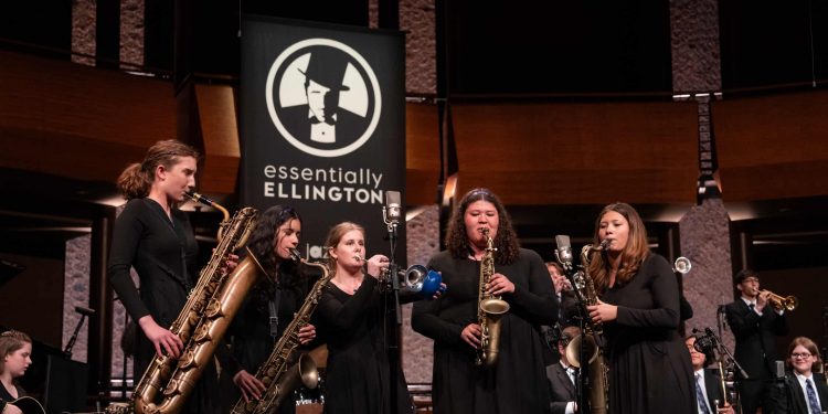 전미 최고 권위 재즈 경연대회, 텍사스 3개 고교 본선진출