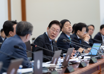 한국정부, 헌법개정안 공고 … 재외국민 투표 4월 27일까지 신고 필수