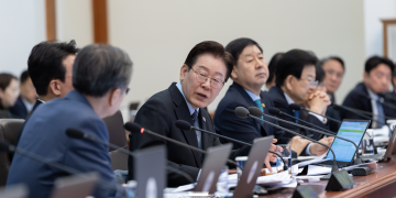 한국정부, 헌법개정안 공고 … 재외국민 투표 4월 27일까지 신고 필수