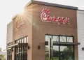 미국 정부, 오스틴 칙필레이(Chick-fil-A) 가맹점 제소 … “직원의 토요일 안식일 배려 거부”