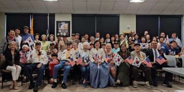 포트워스 한인회, 한국전쟁 참전용사에 ‘자유와 희생의 메달’ 전달